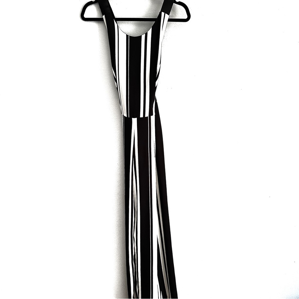 Willow & Clay Vertical Stripe Wide Leg Open Back Crepe Jumpsuit, XS